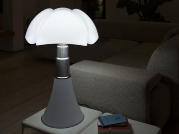 PIPISTRELLO 4.0 - LED table lamp in methacrylate and stainless steel by Martinelli Luce - view 2